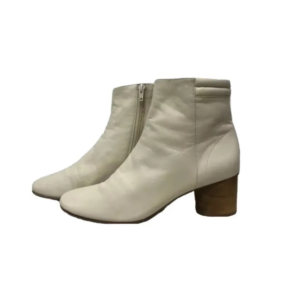 Bernardo Women's Izabella Eggshell Leather Ankle Boots with Wooden Heels 10M EUC